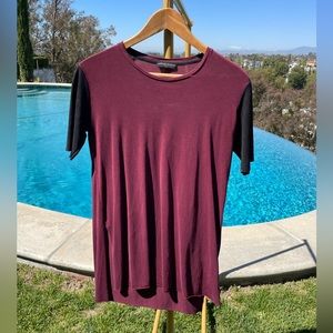 Zara maroon and black T-shirt size small